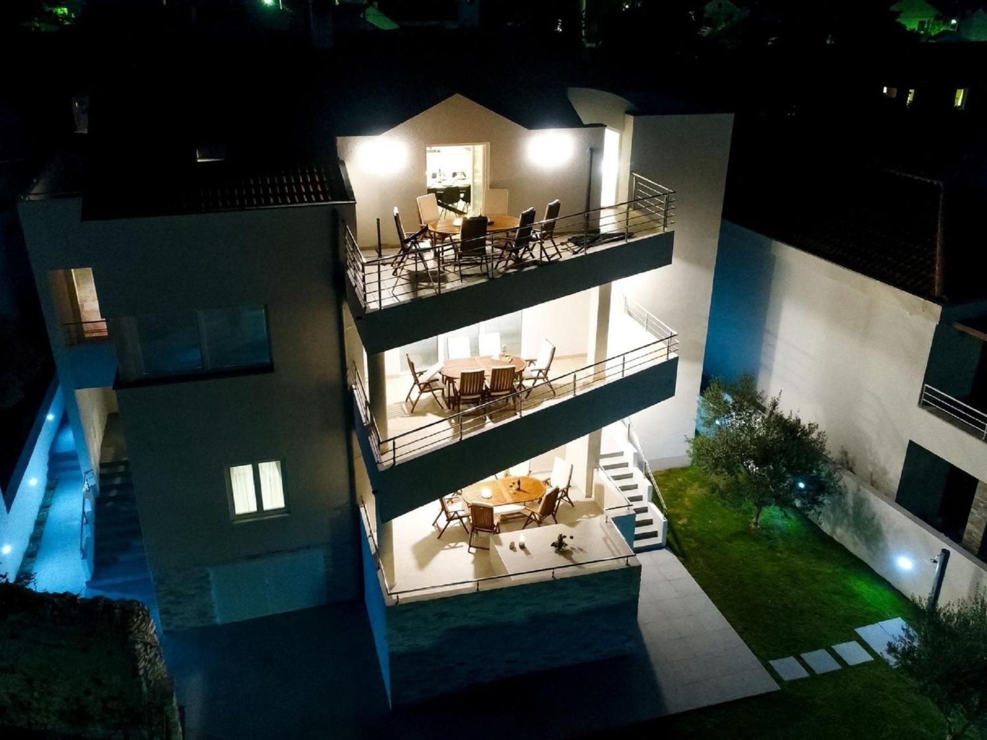 Modern Villa in Nin with Terrace Exterior foto